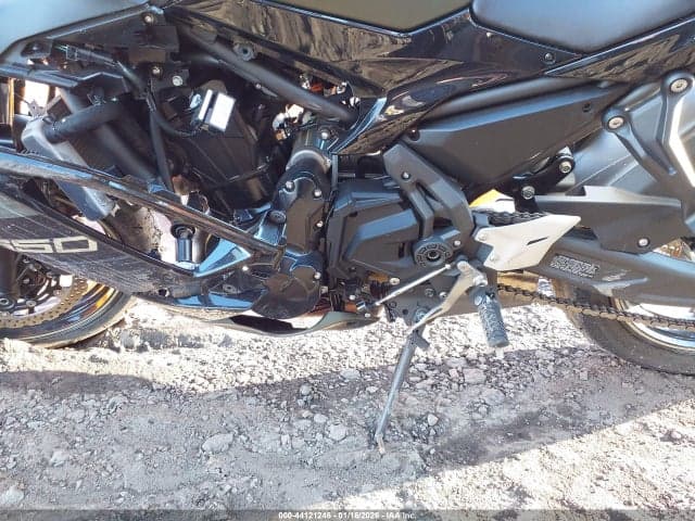 2024 KAWASAKI EX650 R 9