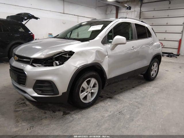 2017 CHEVROLET TRAX LT 2