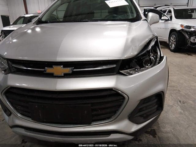 2017 CHEVROLET TRAX LT 18