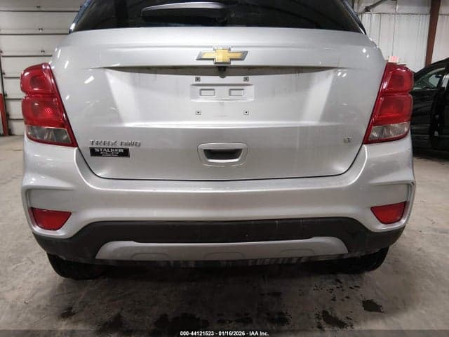 2017 CHEVROLET TRAX LT 19