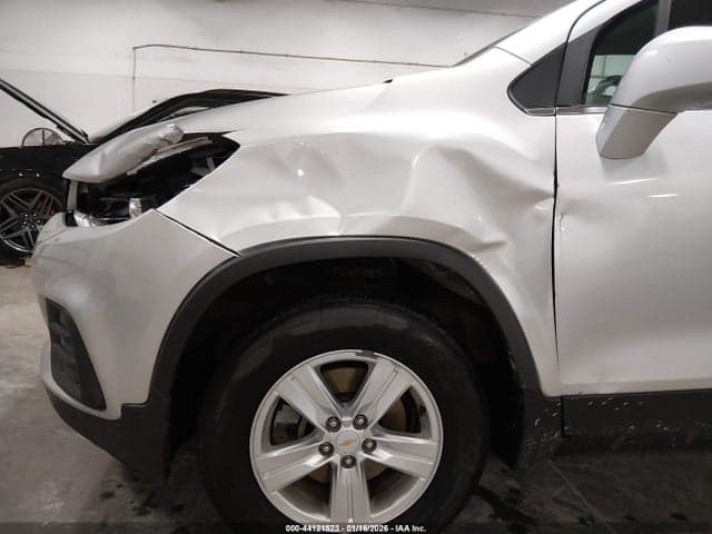 2017 CHEVROLET TRAX LT 6