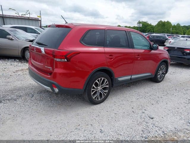2016 MITSUBISHI OUTLANDER SE 4