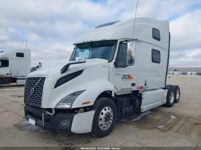 2023 VOLVO VNL 2