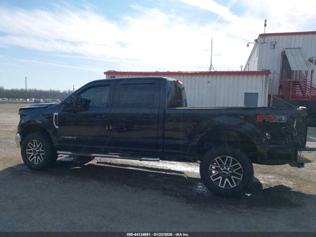 2017 FORD F-250 LARIAT 15