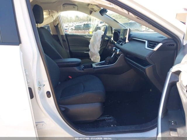2024 TOYOTA RAV4 LE 5