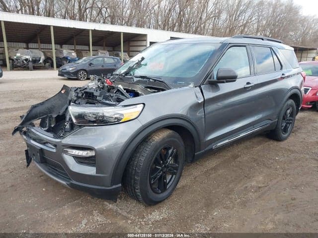2024 FORD EXPLORER XLT 2