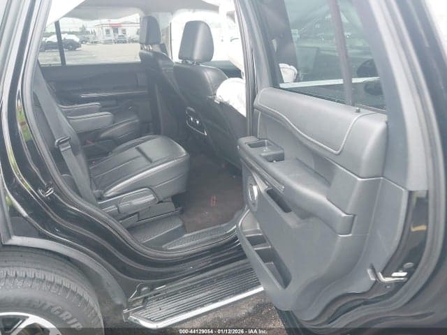 2022 FORD EXPEDITION XLT 8