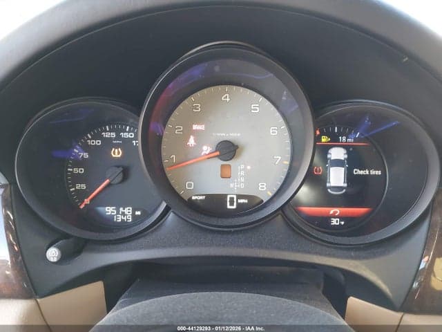 2017 PORSCHE MACAN S 7