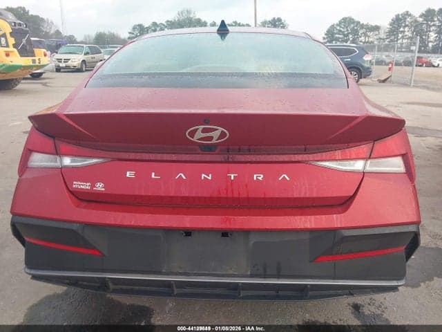 2024 HYUNDAI ELANTRA SEL 15