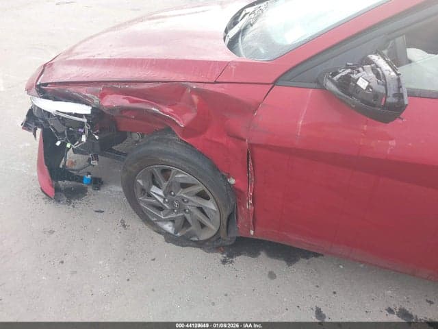 2024 HYUNDAI ELANTRA SEL 16