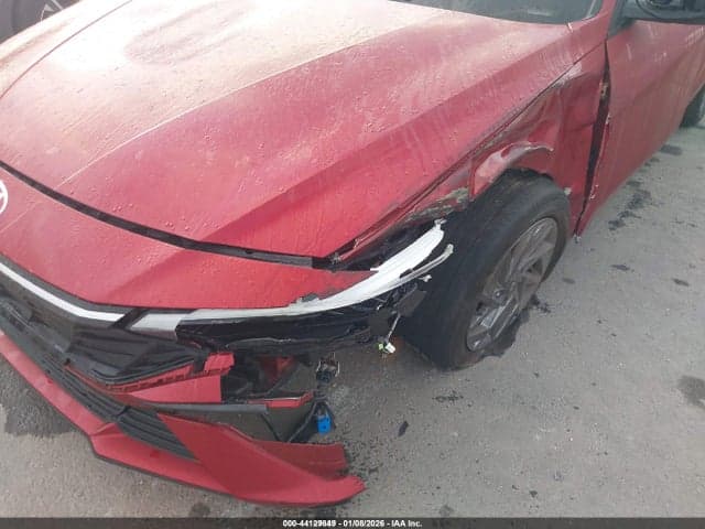 2024 HYUNDAI ELANTRA SEL 6