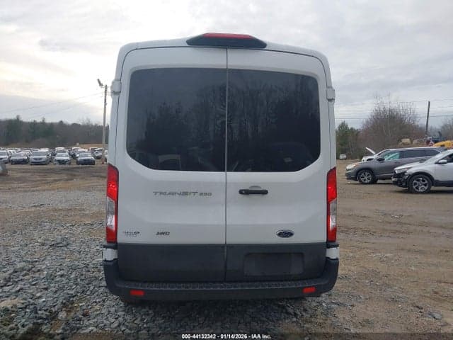 2022 FORD TRANSIT-250 17
