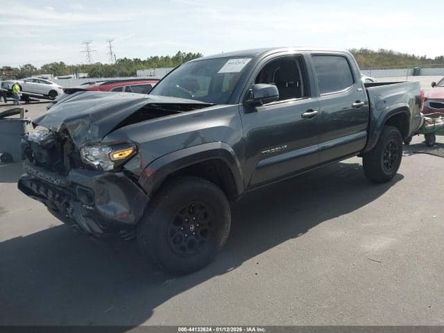 2021 TOYOTA TACOMA SR5 V6 2