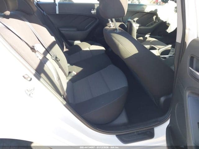 2018 KIA FORTE S 8