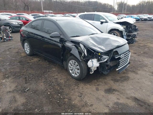 2022 HYUNDAI ACCENT SE 1