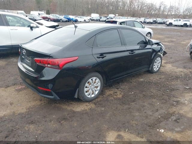 2022 HYUNDAI ACCENT SE 4