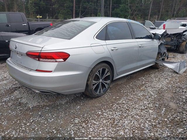 2021 VOLKSWAGEN PASSAT 2.0T SE 4