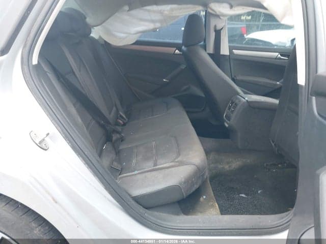 2021 VOLKSWAGEN PASSAT 2.0T SE 8