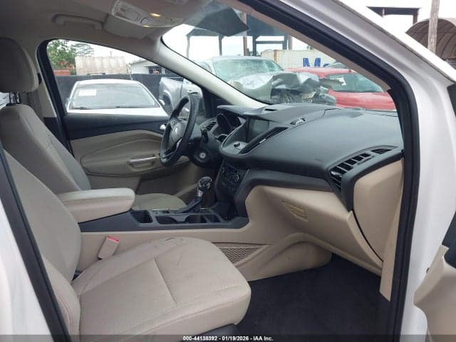 2017 FORD ESCAPE SE 5