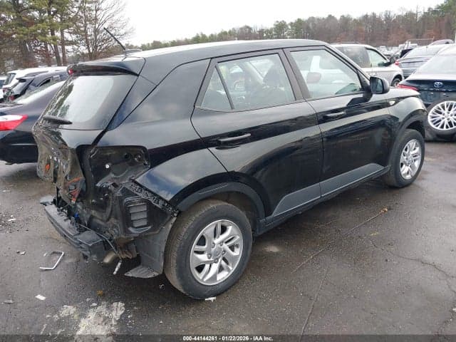 2023 HYUNDAI VENUE SE 4