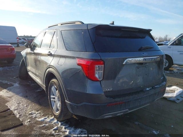2021 FORD EXPLORER XLT 3