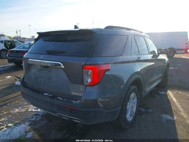 2021 FORD EXPLORER XLT 4