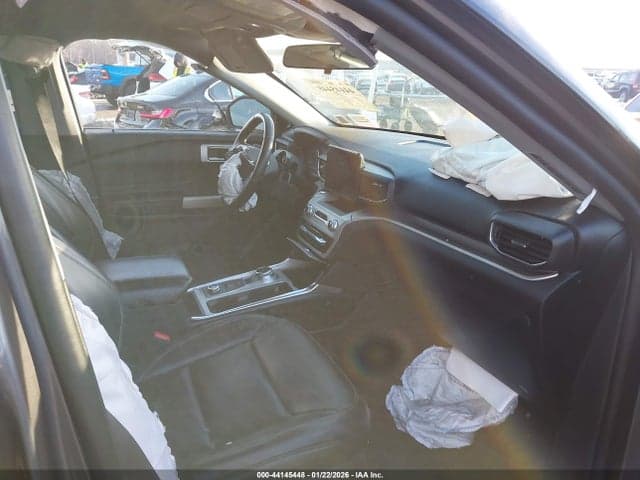 2021 FORD EXPLORER XLT 5