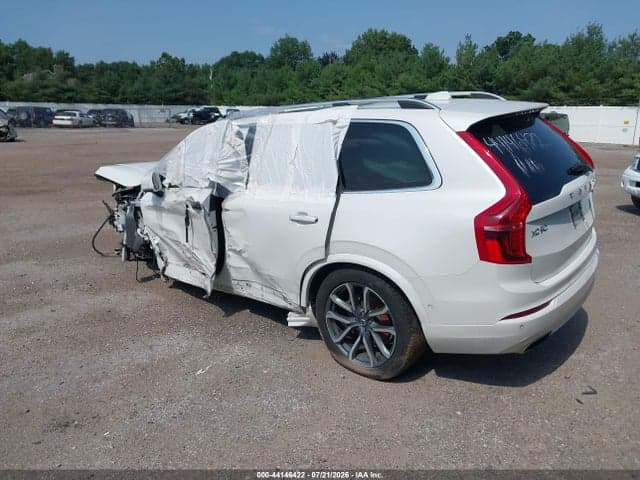 2018 VOLVO XC90 T6 MOMENTUM 3