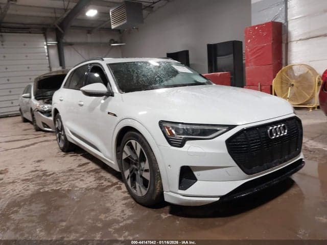 2021 AUDI E-TRON PREMIUM QUATTRO 1