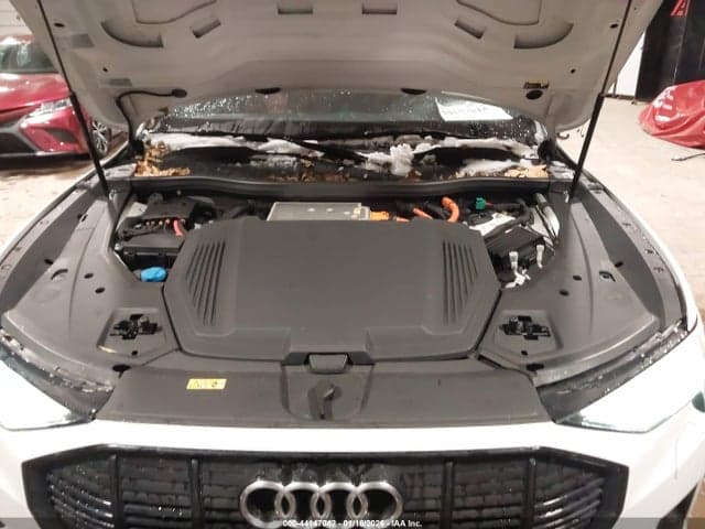2021 AUDI E-TRON PREMIUM QUATTRO 10