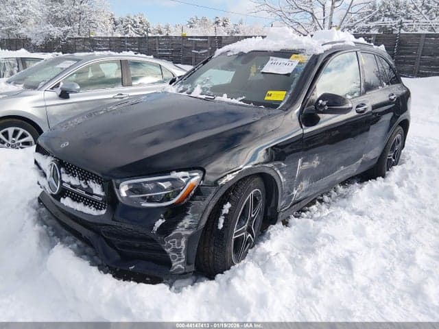 2020 MERCEDES-BENZ GLC 300 4MATIC 2