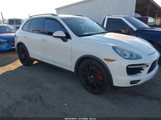 2012 PORSCHE CAYENNE TURBO 1