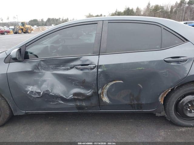 2018 TOYOTA COROLLA LE 6