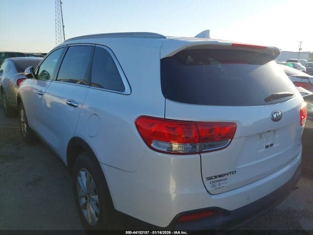 2017 KIA SORENTO 2.4L LX 3