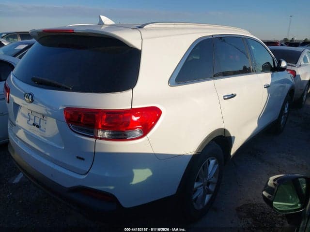 2017 KIA SORENTO 2.4L LX 4