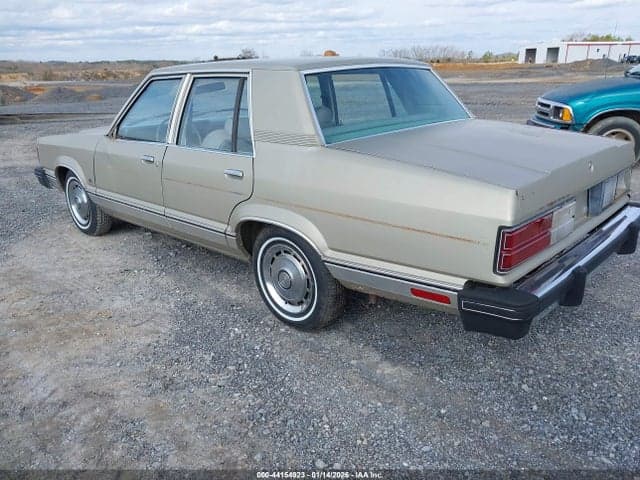 1981 FORD GRANADA 3