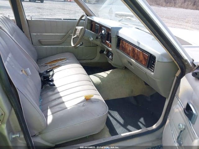 1981 FORD GRANADA 5