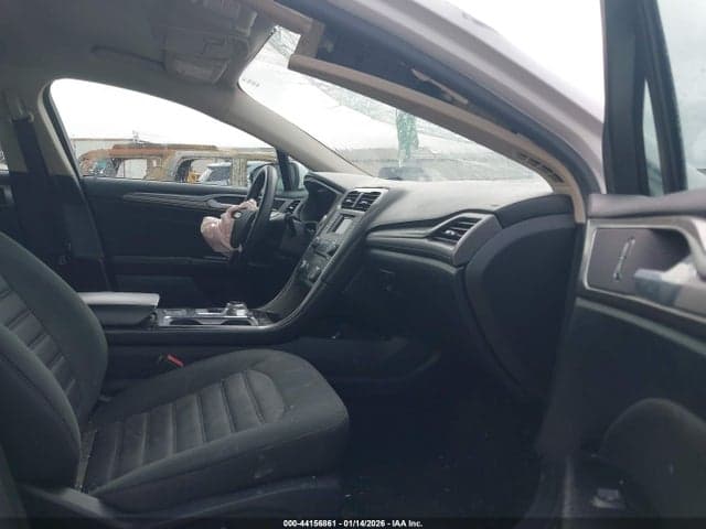 2017 FORD FUSION SE 5