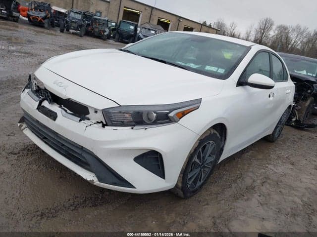2024 KIA FORTE LXS 2