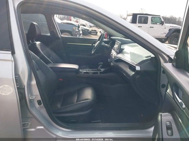 2020 NISSAN ALTIMA SL FWD 5