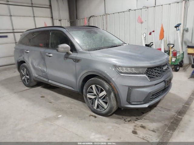 2023 KIA SORENTO S