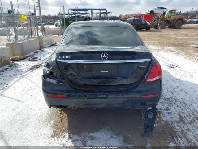 2018 MERCEDES-BENZ E 300 16