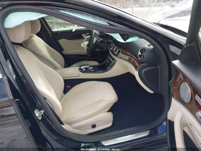 2018 MERCEDES-BENZ E 300 5