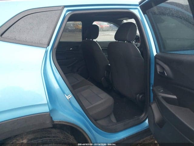 2025 CHEVROLET TRAX FWD 1RS 8