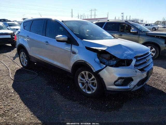 2017 FORD ESCAPE SE 1