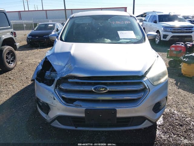 2017 FORD ESCAPE SE 12
