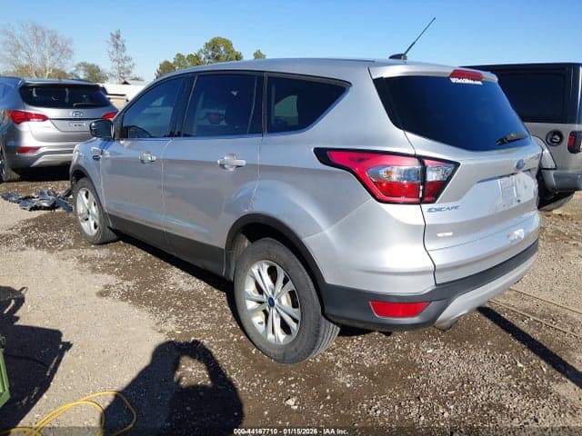 2017 FORD ESCAPE SE 3