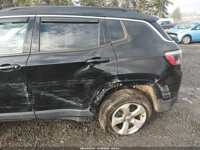 2021 JEEP COMPASS LATITUDE 4X4 19
