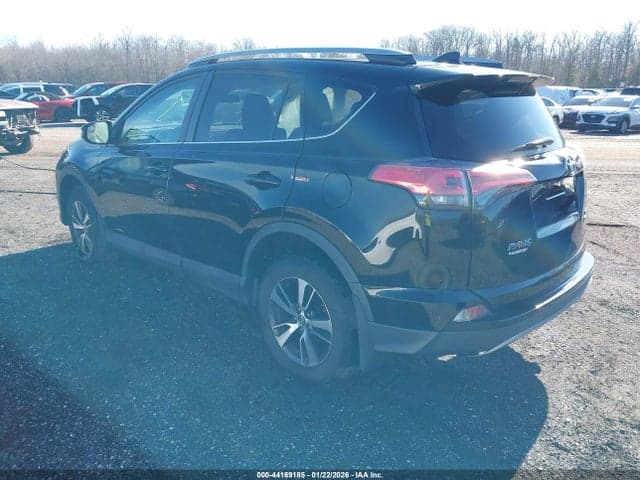 2017 TOYOTA RAV4 XLE 3