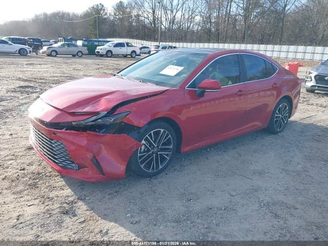 2025 TOYOTA CAMRY XLE 2